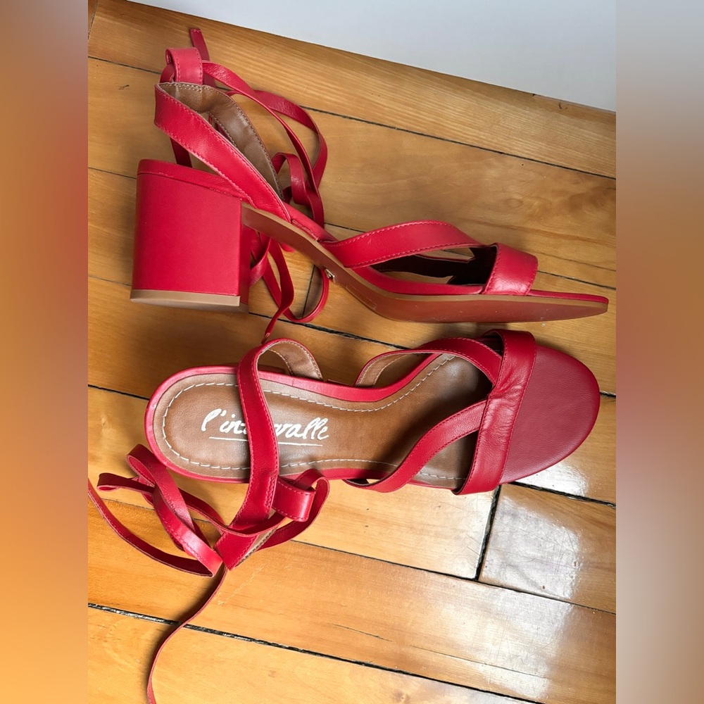 Red ankle strap sandals - Picture 3 of 5